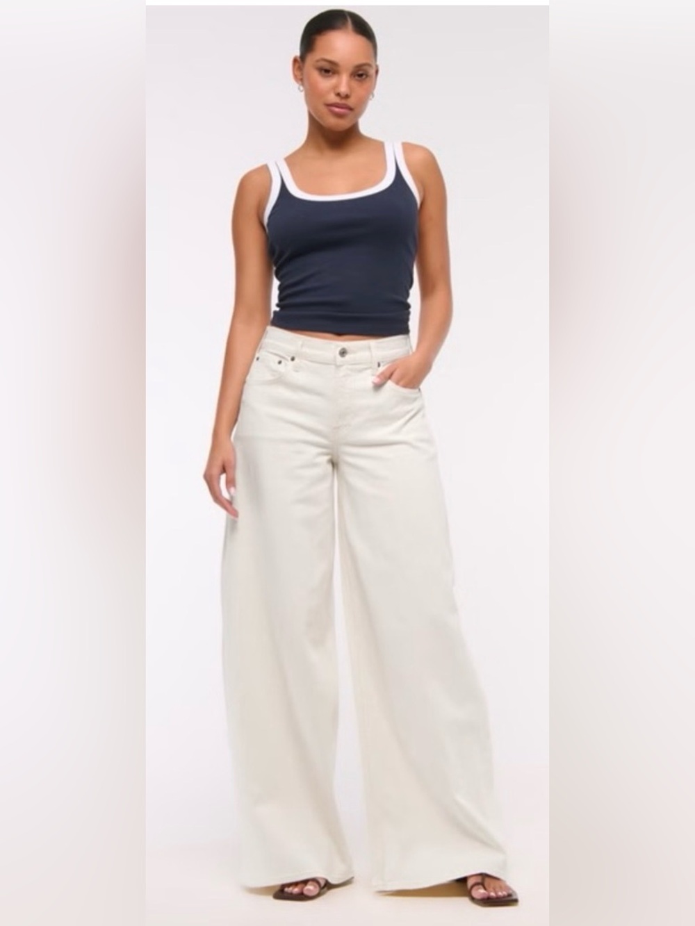 Abercrombie - Mid Rise Ultra Wide Leg Linen Blend Jeans - Sz 34 - Ecru/Cream